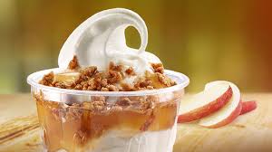apple crisp sundae